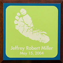 Footprint plaque sample